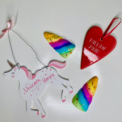 Handmade Unicorn Horn Hidden Rainbow Bath Bomb Large