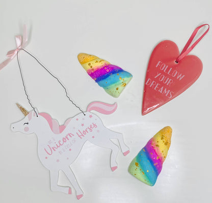 Handmade Unicorn Horn Hidden Rainbow Bath Bomb Large